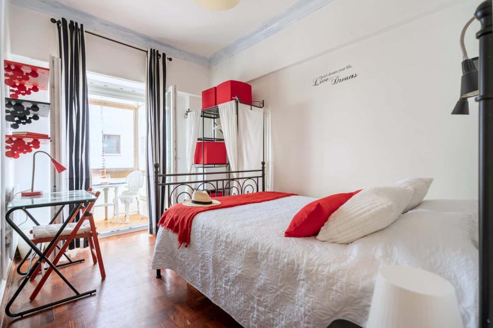Caza Latina Apartment ลิสบอน ภายนอก รูปภาพ