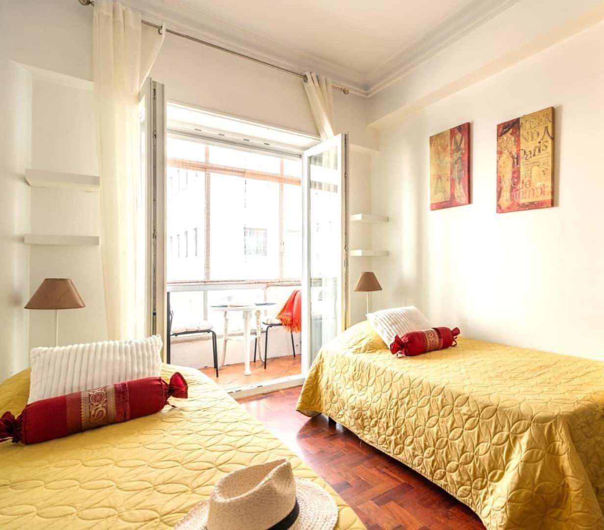 Caza Latina Apartment ลิสบอน ภายนอก รูปภาพ
